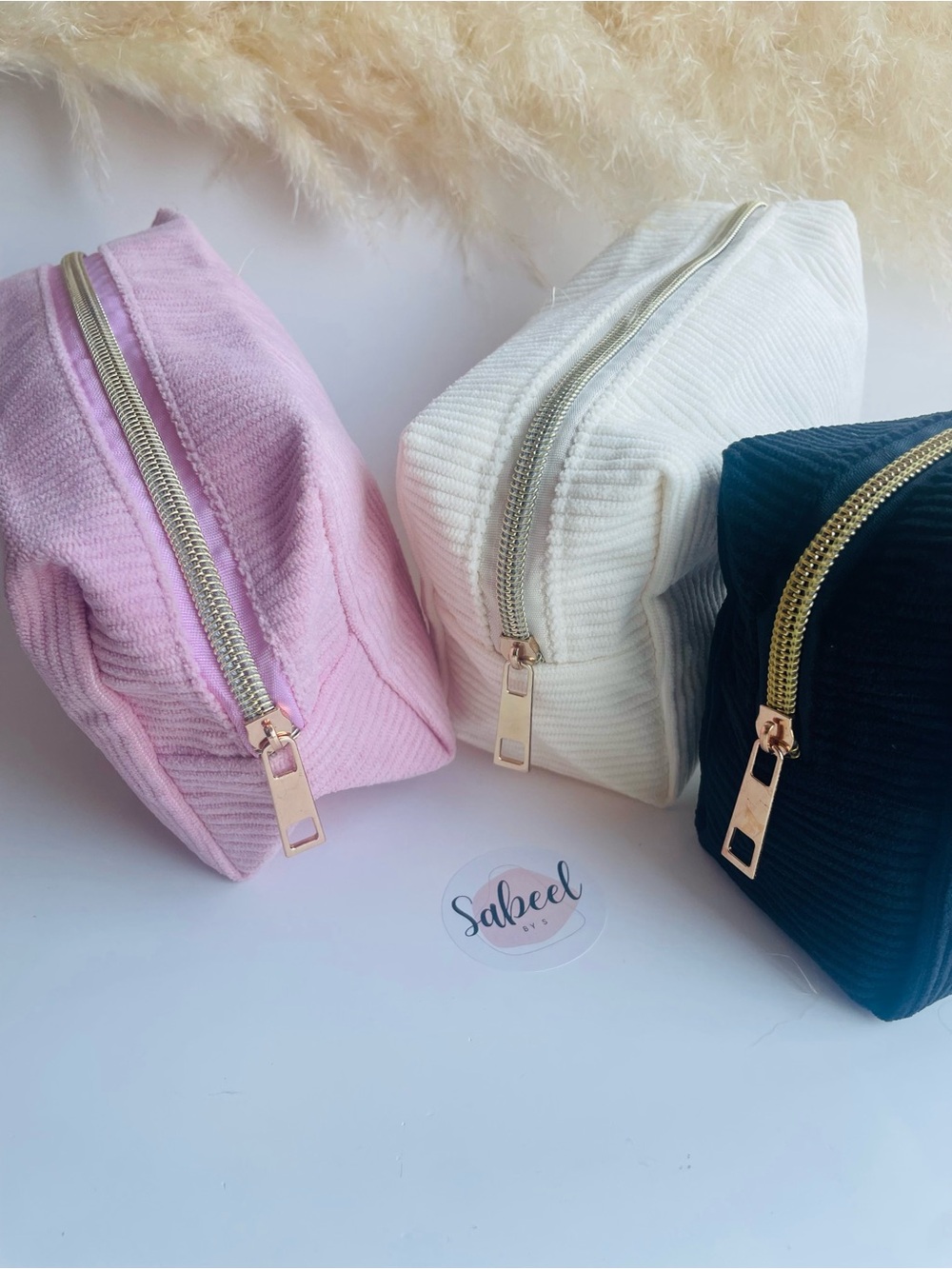 Velvet Ribbed Pouch | Pochette Côtelée Effet Velours | 3 Colors